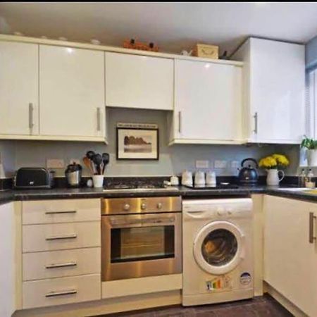 Sunny Family 4-Sleeper Near Newquays Top Beaches نيوكويي المظهر الخارجي الصورة