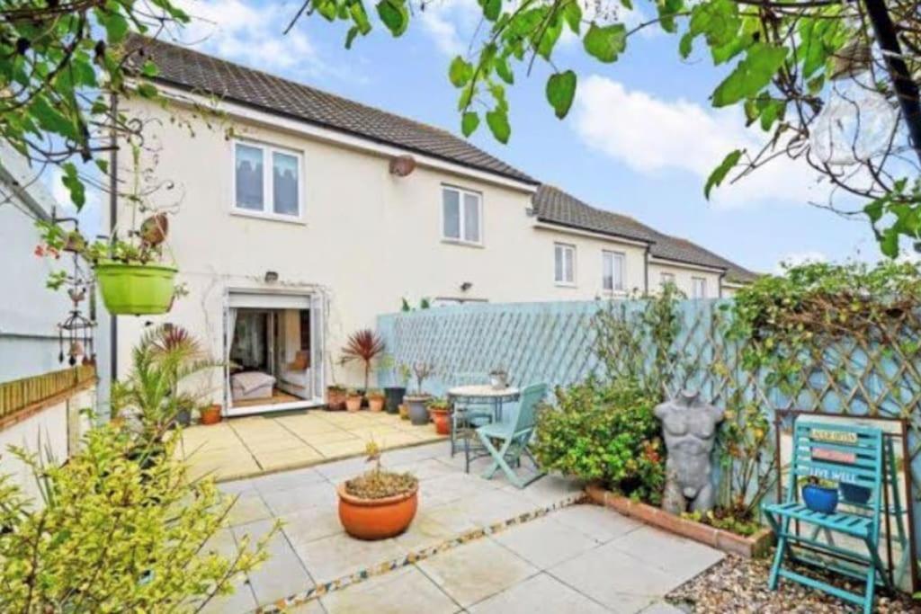 Sunny Family 4-Sleeper Near Newquays Top Beaches نيوكويي المظهر الخارجي الصورة