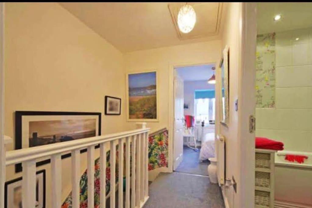 Sunny Family 4-Sleeper Near Newquays Top Beaches نيوكويي المظهر الخارجي الصورة