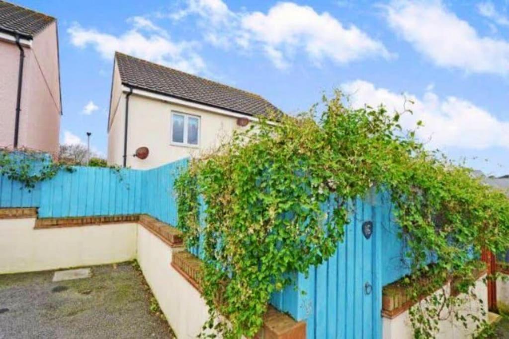 Sunny Family 4-Sleeper Near Newquays Top Beaches نيوكويي المظهر الخارجي الصورة