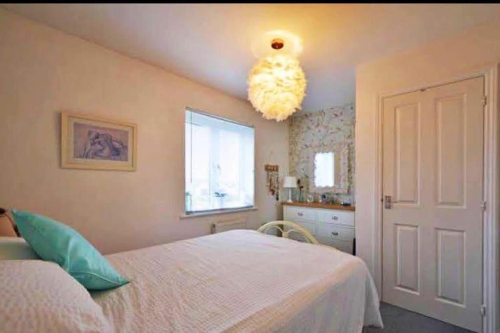 Sunny Family 4-Sleeper Near Newquays Top Beaches نيوكويي المظهر الخارجي الصورة